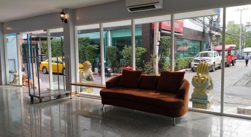 Bird - Pratunam Hotel Bangkok